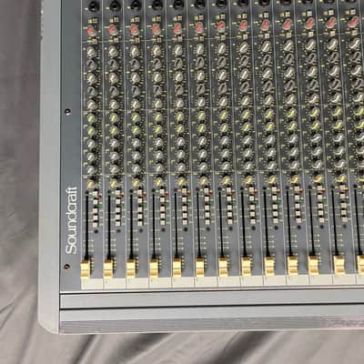 Soundcraft Spirit Live 4 24 Channel Mixing Console with Case 1990s image 3