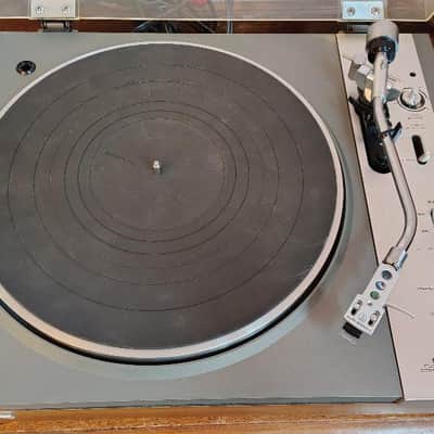 Pioneer PL117d fully automatic turntable in excellent condition - 1980's image 1