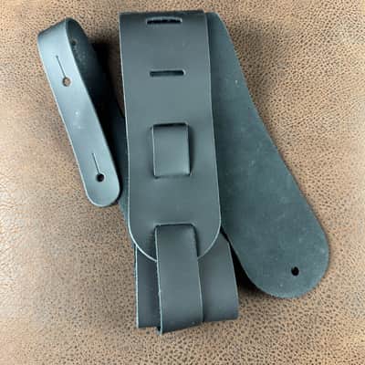 Gibson Guitar and Bass Strap - Never Used image 3