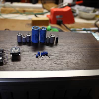 Restored Realistic  5 band Graphic Equalizer 31-1987 (9) with original box image 12