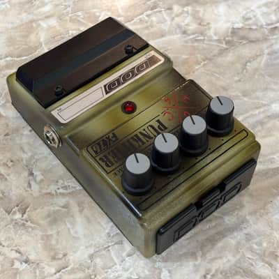 DOD Punkifier FX76 [NOS - New Old Stock, Complete with Box, Manual, Stickers etc] 1995 - 1997 Yellow & Black Matte Airbrush Finish image 12