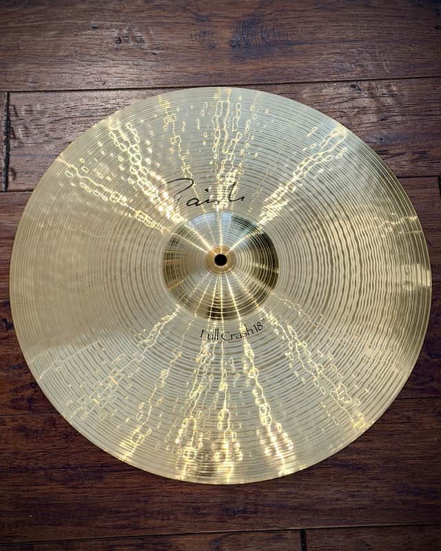 Paiste 18" Signature Full Crash Cymbal image 1