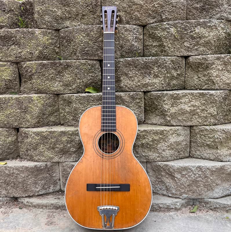 Bruno Parlor, Guitar, Brazilian rosewood, sides and back 1920s image 1
