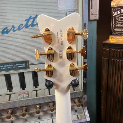 2023 Gretsch G6136-55 Vintage Select '55 Falcon White Pearl Metallic image 9