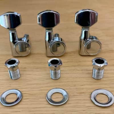 Tuning Heads (3) For Electric Guitars, In-Line Style, Right Handed (Chrome) image 1