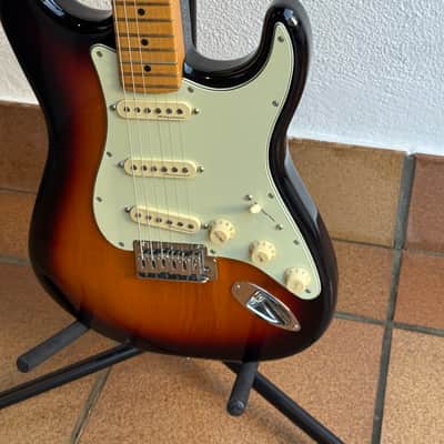 Fender Player Plus Stratocaster with Maple Fretboard 2021 - Present - 3-Color Sunburst image 12