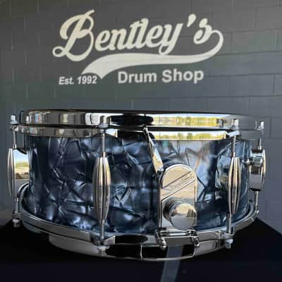 ~NEW~ Slingerland RadioKing Artist Series 5.5x14 Mahogany/Poplar Snare Drum in Black Diamond Pearl with Nickel Hardware image 4