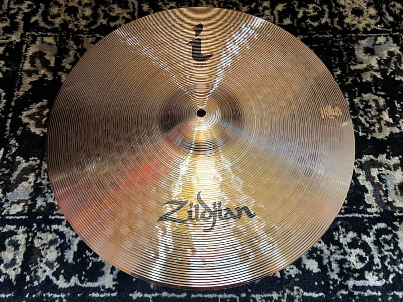 (MINT) Zildjian 19" I Family Crash Cymbal - Traditional image 1
