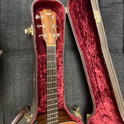 Taylor 320e 2013 image 3
