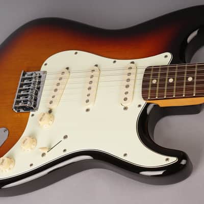 Fender Japan Stratocaster XII - MIJ - 2002 - Sunburst w/HSC image 16