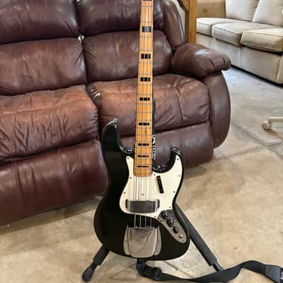 Fender Jazz Bass with Maple Fretboard 1970 - 1974 - Black image 4