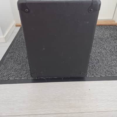 Hughes & Kettner TubeMeister 18 2-Channel 18-Watt 1x10" Guitar Combo - Black image 6