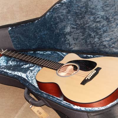 Martin 000c Jr E Junior Series Solid Sapele / Spruce Acoustic-Electric image 24
