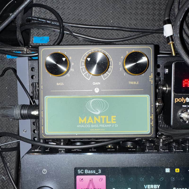 Walrus Audio Mantle Analog Bass Preamp / DI