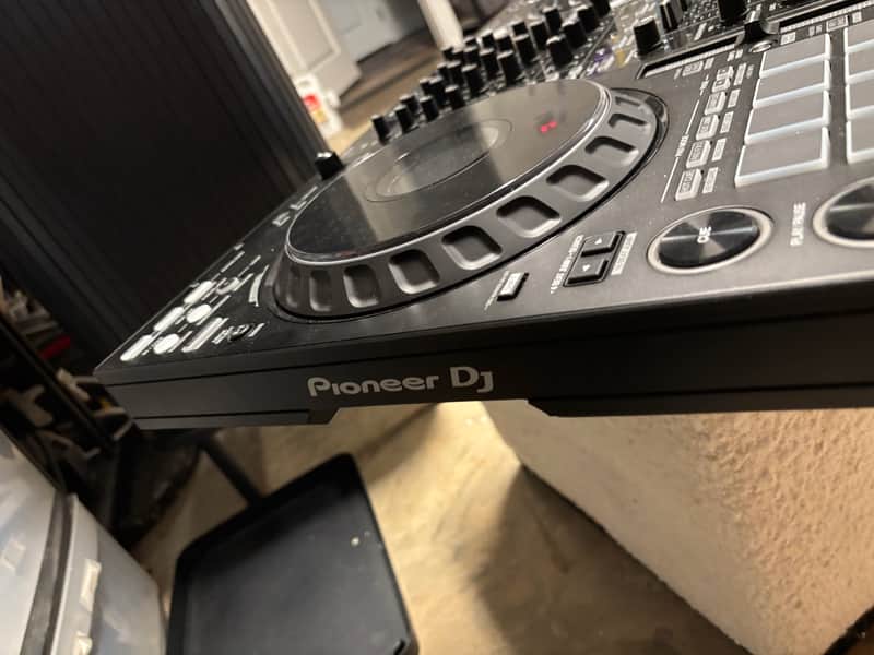 Pioneer DDJ-FLX10 4-Channel DJ Controller 2023 - Present - Black image 1