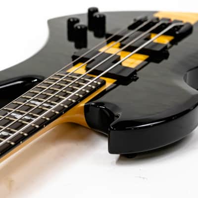 BC Rich Heritage Classic Mockingbird Bass with Gigbag - Quilted Black / Natural image 7