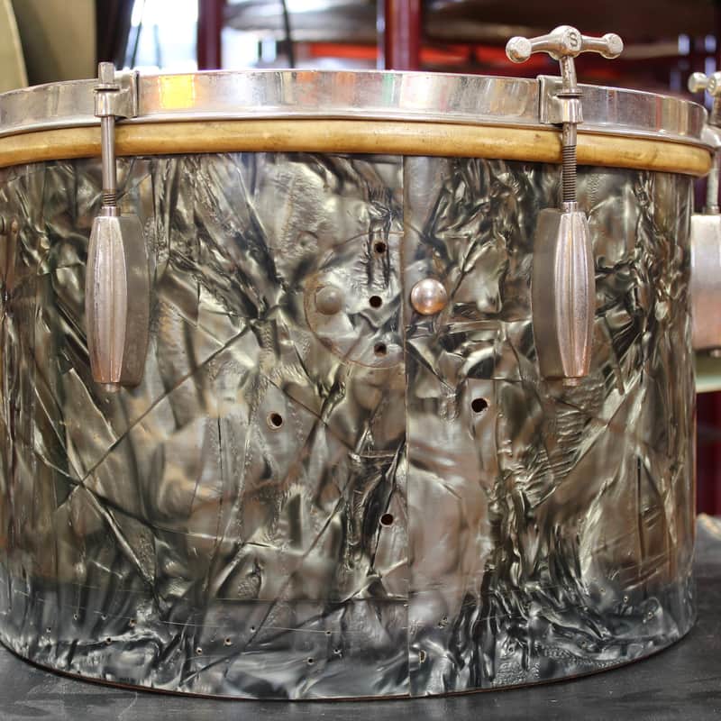 1930s Slingerland 1930’s Slingerland 9″x13″ Tom in Black Diamo…