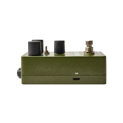 Universal Audio Brigade Chorus & Vibrato Pedal image 2