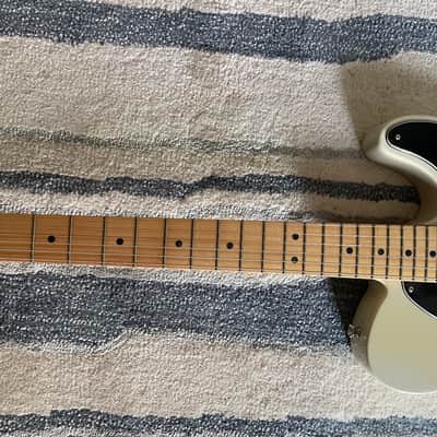 Fender Deluxe Nashville Telecaster 2019 - Maple Finger Board, White Blonde Body w/ Deluxe Fender GIg Bag image 3