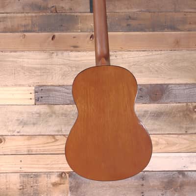Yamaha CGS102AII 1/2-Size Classical Acoustic Guitar Natural image 5