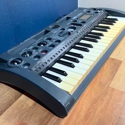 Korg MS1 MicroSampler - Black w/ Microphone imagen 3