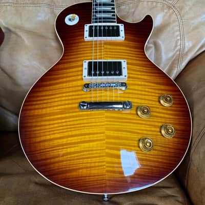 Gibson Custom Shop Special Order '59 Les Paul Standard Reissue / Gibson Custom Shop 2012 Commemorative 59 Les Paul - 1 of 30 Signed By Les Paul - Case & COA image 5