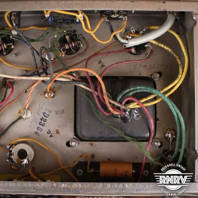 1964 Fender Super Reverb 2-Channel 40-Watt 4x10" Guitar Combo Black Panel image 19