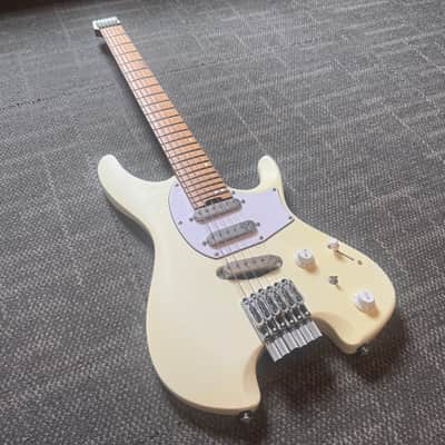 Ibanez ICHI10-VWM Ichika Nito Signature Quest 2021 Vintage White Matte image 5