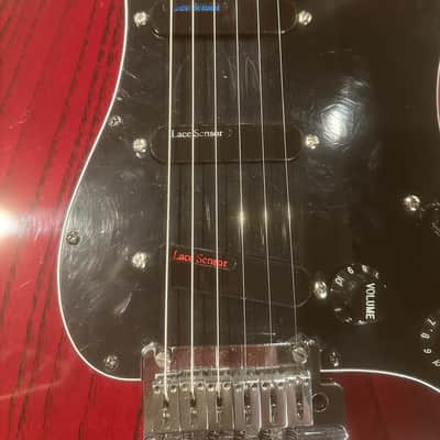 Fender Custom Shop Custom Classic Stratocaster – 2007 – Crimson Transparent Ash – Lace Sensor Pickups – OHSC & COA image 3