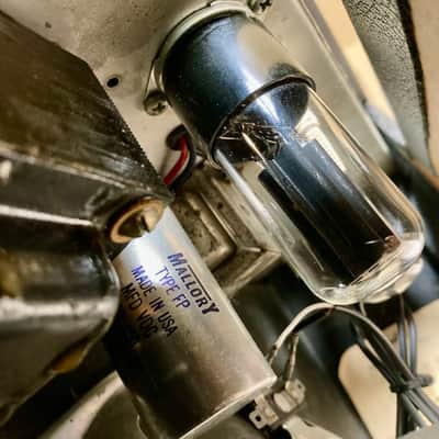 Fender Vibro Champ 1973 - Normal image 8