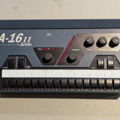 Aviom A-16II Personal Mixer 2010s - Blue image 1