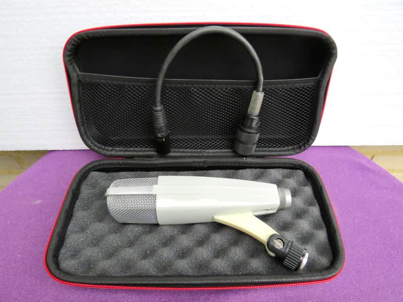 Sennheiser MD 421-2 Cardioid Dynamic Microphone Bild 1