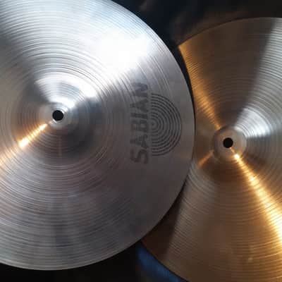 Sabian AA MEDIUM HI HAT CYMBALS 1087 G / 1465 G /  BEAUTIFUL FACTORY MATCHED PAIR image 9