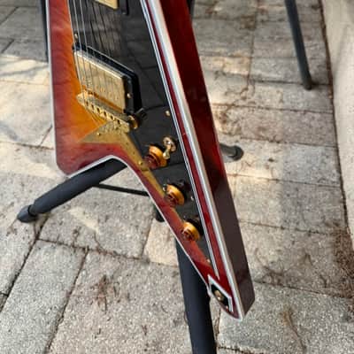 Gibson Custom M2M Flying V 2024 - Factory Burst image 12