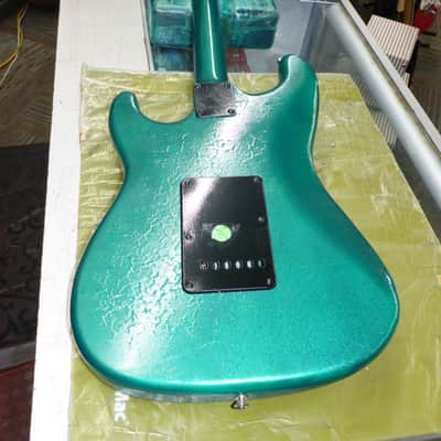 Applause HSS , Strat Style : 2 Vol, 1 Tone , 5 Way Switch , Mini Toggle Locking Tremolo - Re-Painted Crackle Green image 13
