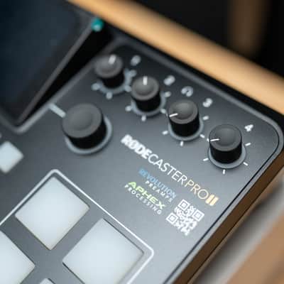 RODE RODEcaster Pro II USB Audio Interface with RODE Dust Cover in EXCELLENT condition! image 4