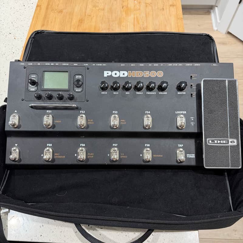 Line 6 POD HD500 Multi-Effects and Amp Modeler 2011 - Black image 1
