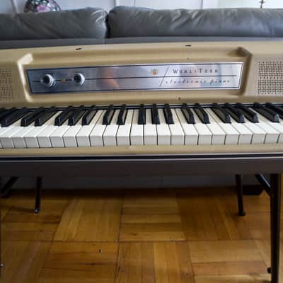 Wurlitzer 200 64-Key Electric Piano 1968 - 1974 - Beige image 3