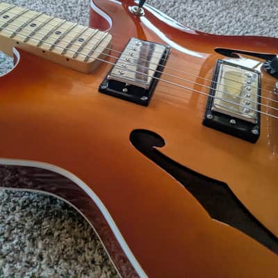 Squier Affinity Starcaster Deluxe 2024 - Present - Sienna Sunburst image 5