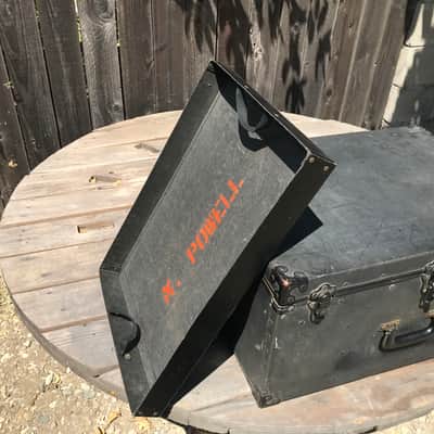 Leedy and Ludwig Elite suit case image 2