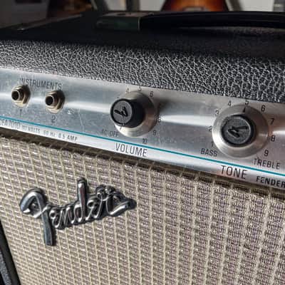 1975 Fender Musicmaster Bass Model CFA 7010 1x12" 12w Guitar Combo Amp image 3
