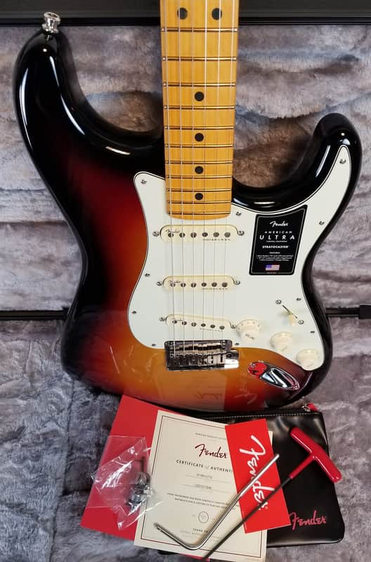 Fender American Ultra Stratocaster, Maple Fingerboard, Ultraburst W/HSC image 1