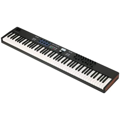 Immagine Arturia KeyLab Essential 88 mk3 Black - 3