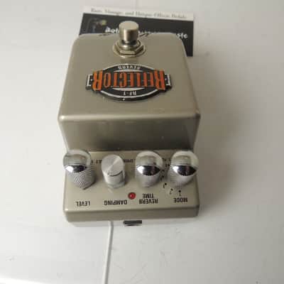 Marshall RF-1 Reflector Reverb Effects Pedal Free USA Ship image 4