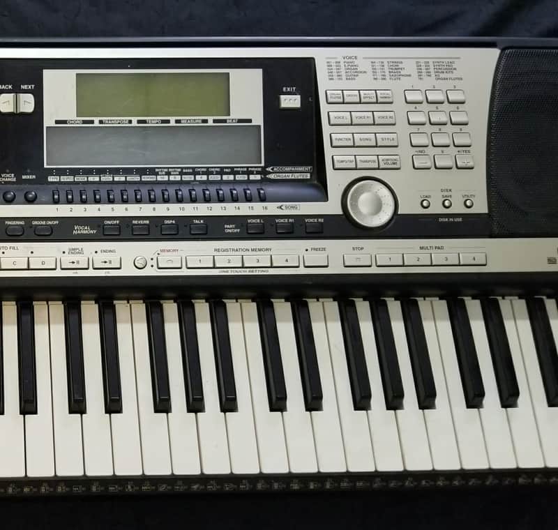 Yamaha PSR-740 Arranger Workstation Keyboard / Synthesizer | Reverb