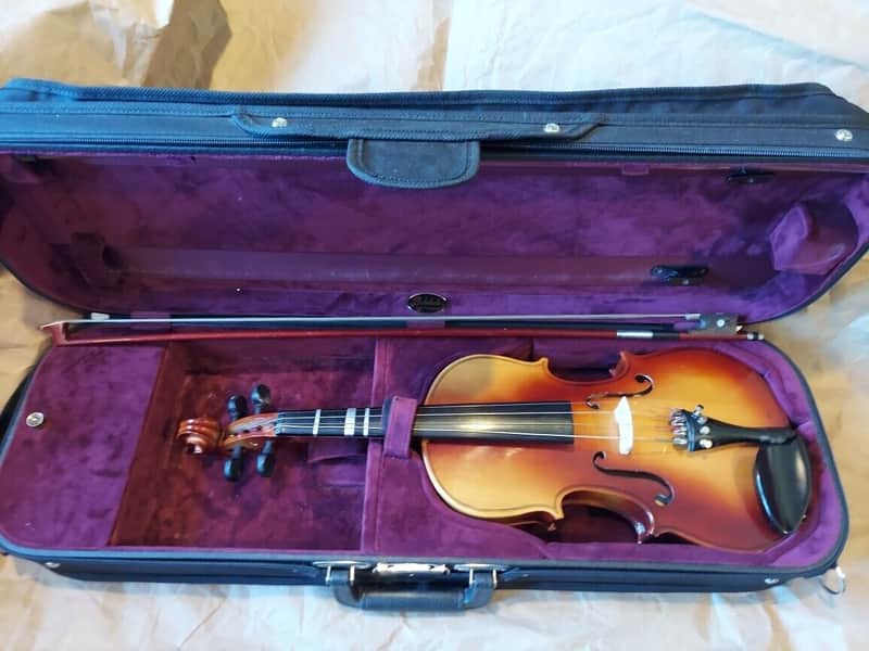Bestler 3/4 Violin with Hard Case & Bow, very good condition image 1