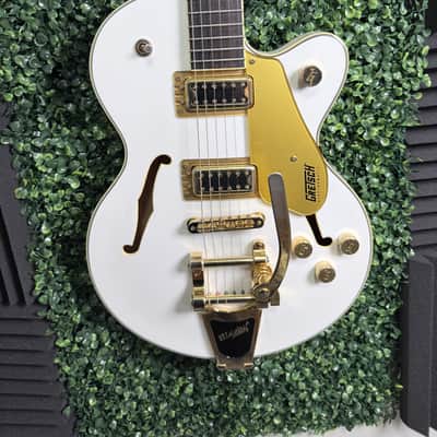 Gretsch G5655TG Electromatic Center Block Jr. Single Cutaway with Gold Hardware 2019 Snow Crest White image 3