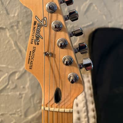 Fender Classic Series '60s Stratocaster with Rosewood Fretboard 1999 - 2016 - Black image 5