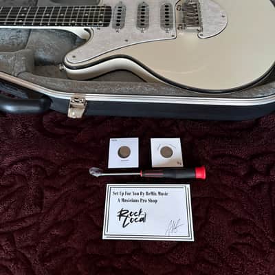 BMG Brian May Limited Edition Red Special in White 2000s w/case image 13