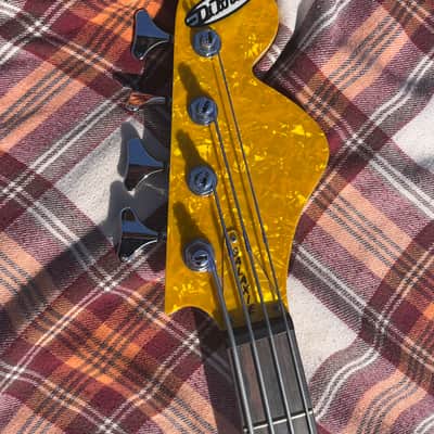Los Straitjackets ed. DiPinto Galaxie Bass 2010s - Silver Sparkle with Gold Pearl Pickguard image 3